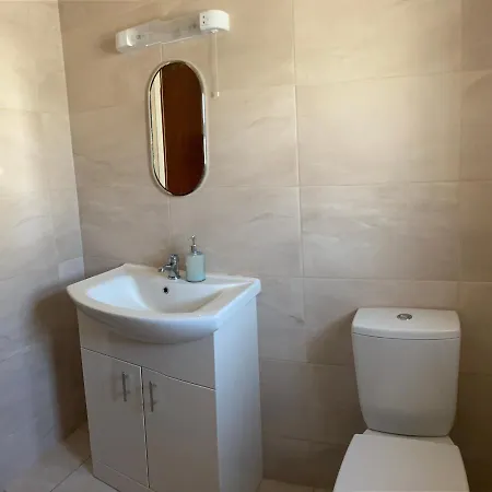 Carratraw House Self Catering Apartment